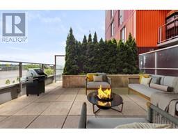 263 955 E HASTINGS STREET