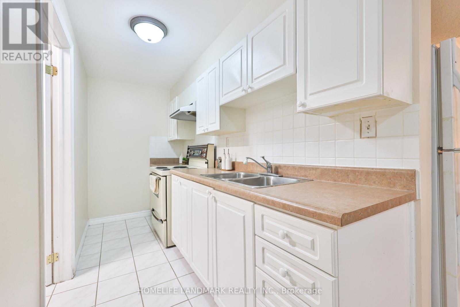 37 Bluebell Drive, Markham (Rouge Fairways), Ontario  L3S 3P8 - Photo 36 - N12183192