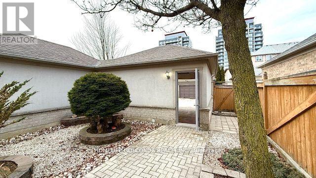 82 Ellesmere Street, Richmond Hill (Langstaff), Ontario  L4B 4E3 - Photo 25 - N12183217