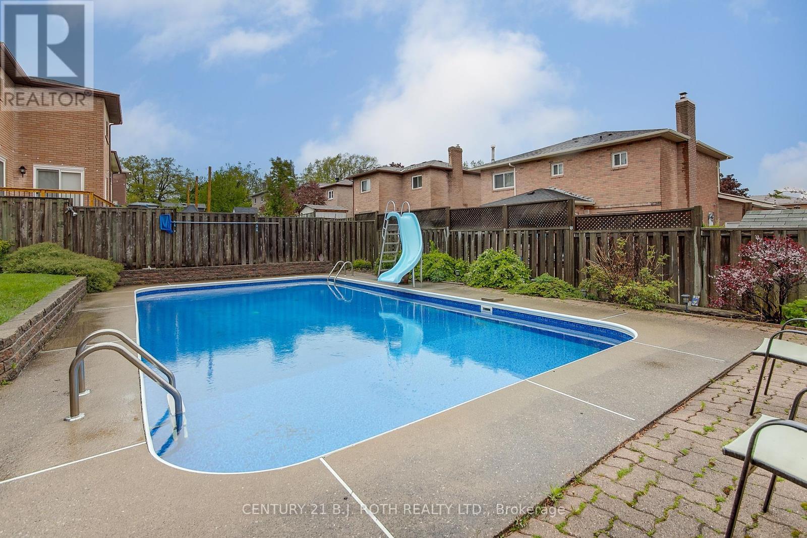 25 Keats Drive, Barrie, Ontario  L4N 6C9 - Photo 18 - S12183213