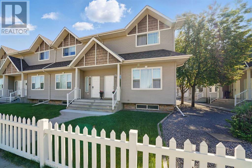 107, 50 Lucky Place, Sylvan Lake, Alberta