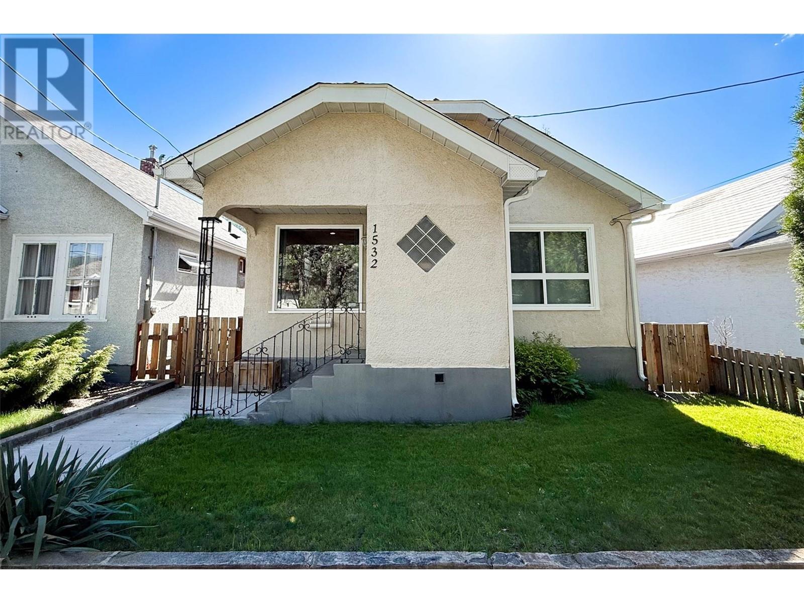 Property at 1532 Third Avenue image 1