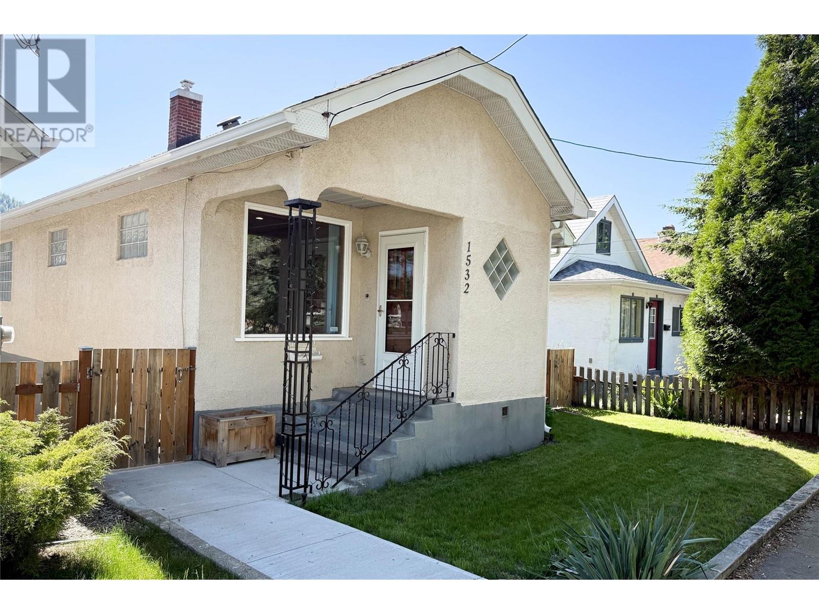 Property at 1532 Third Avenue image 2