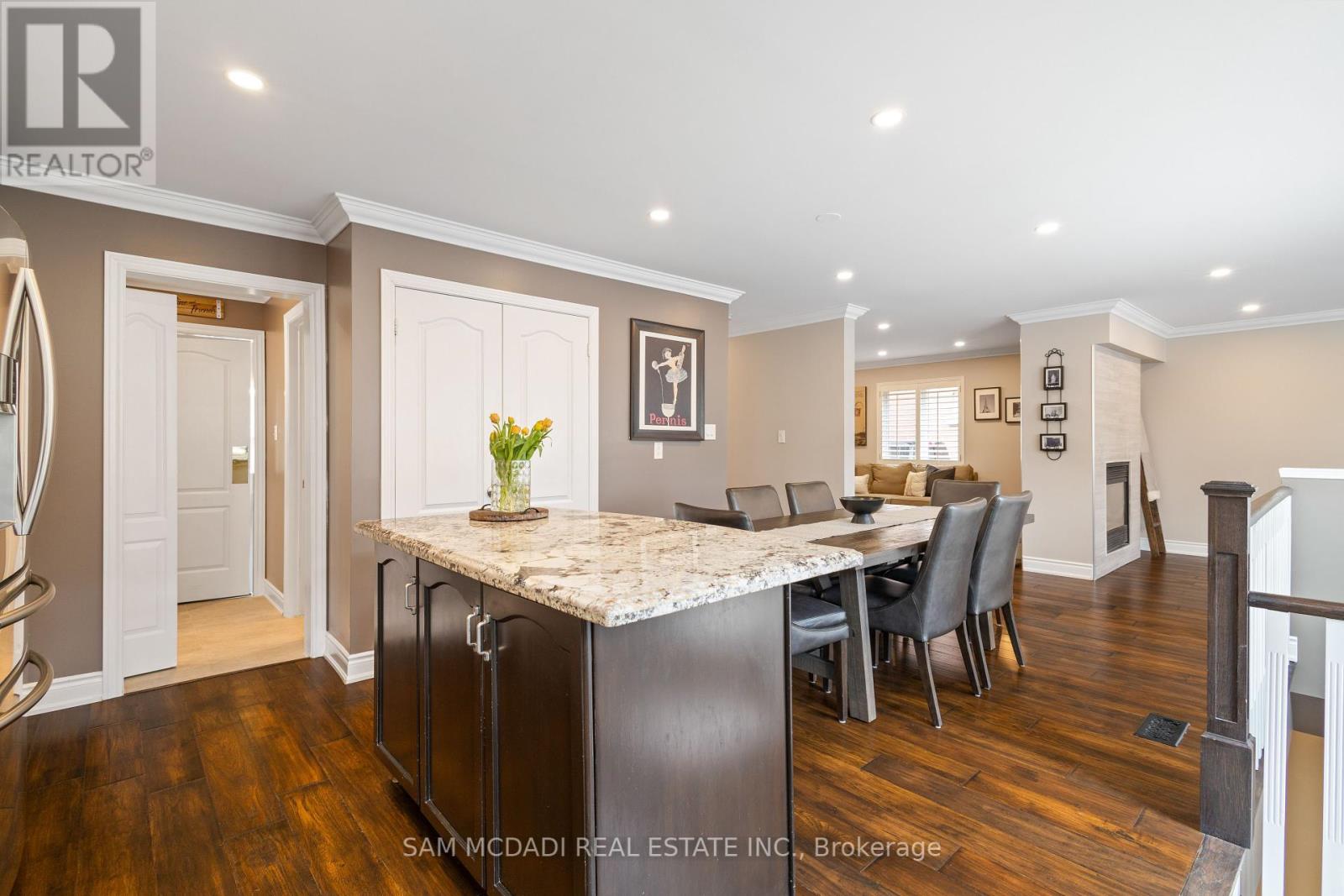 7174 Upton Crescent, Mississauga, Ontario  L5N 7L6 - Photo 18 - W12183160