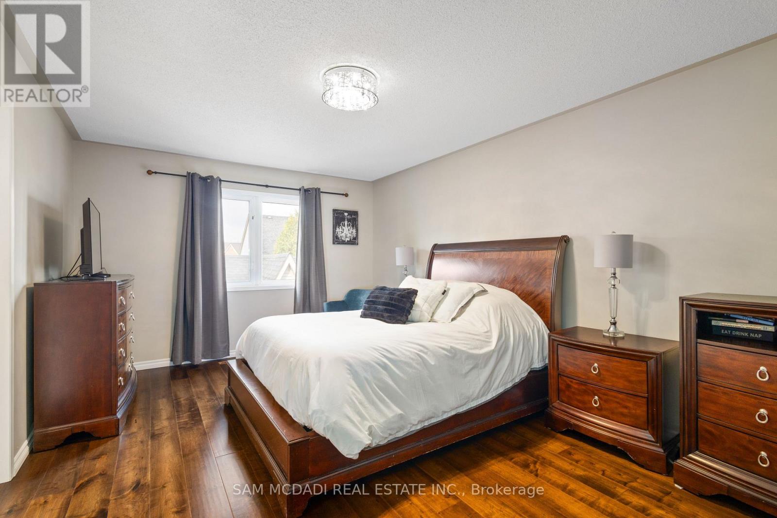 7174 Upton Crescent, Mississauga, Ontario  L5N 7L6 - Photo 24 - W12183160