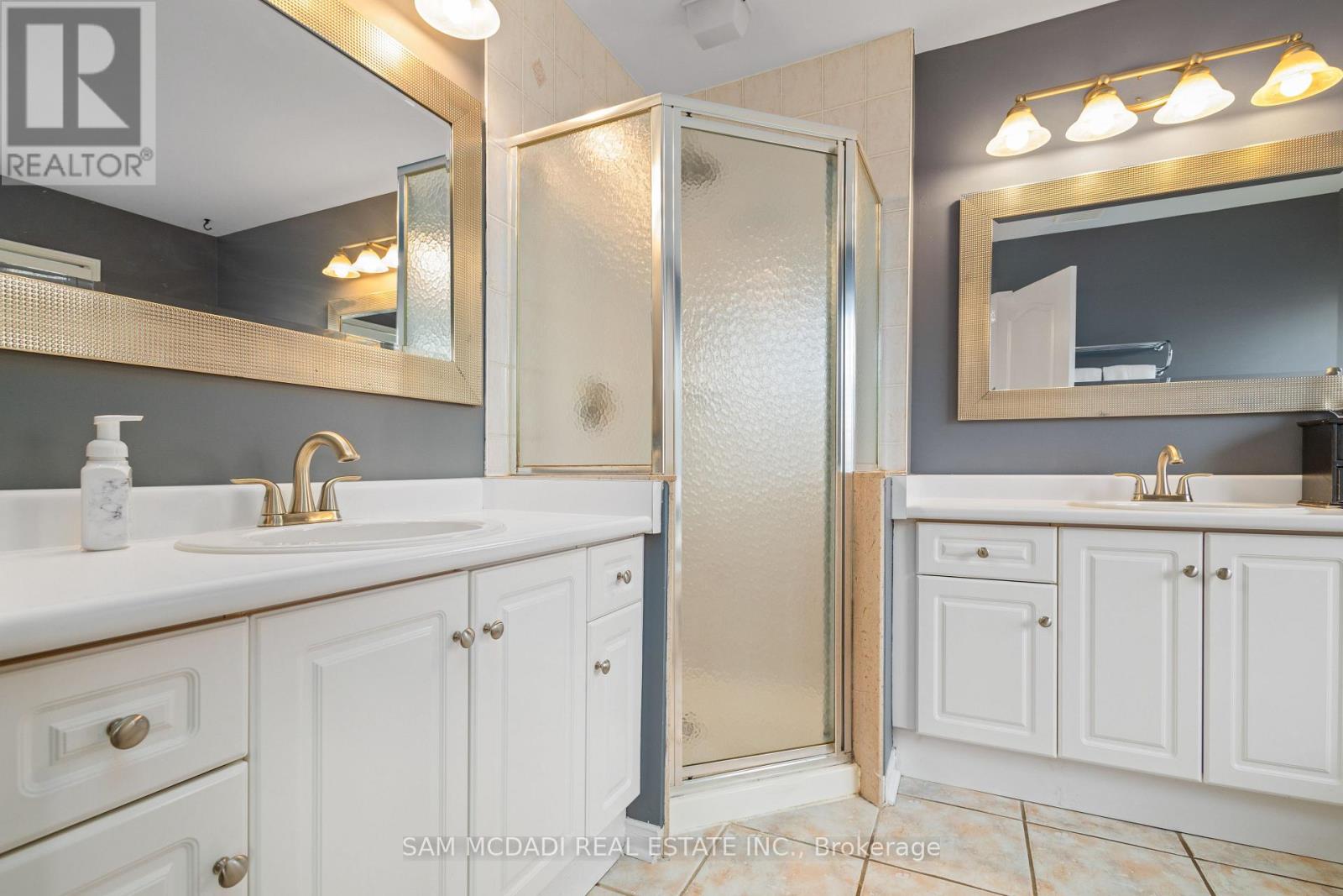7174 Upton Crescent, Mississauga, Ontario  L5N 7L6 - Photo 26 - W12183160