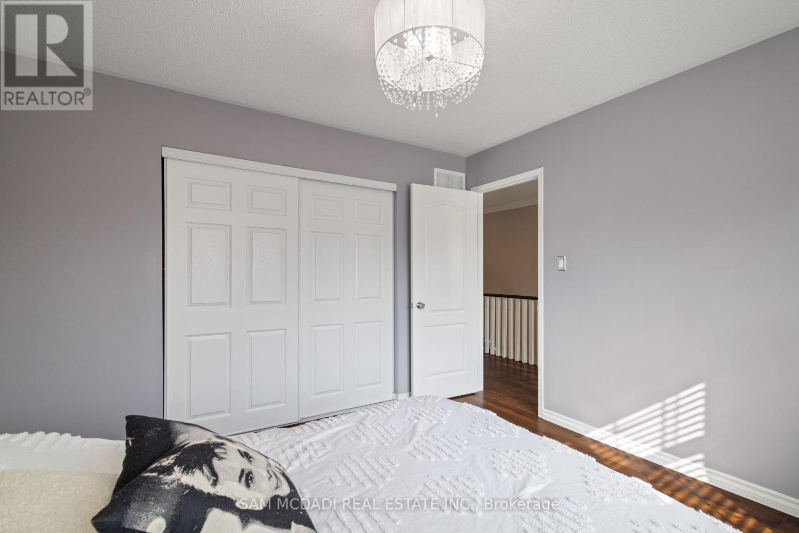 7174 Upton Crescent, Mississauga, Ontario  L5N 7L6 - Photo 33 - W12183160