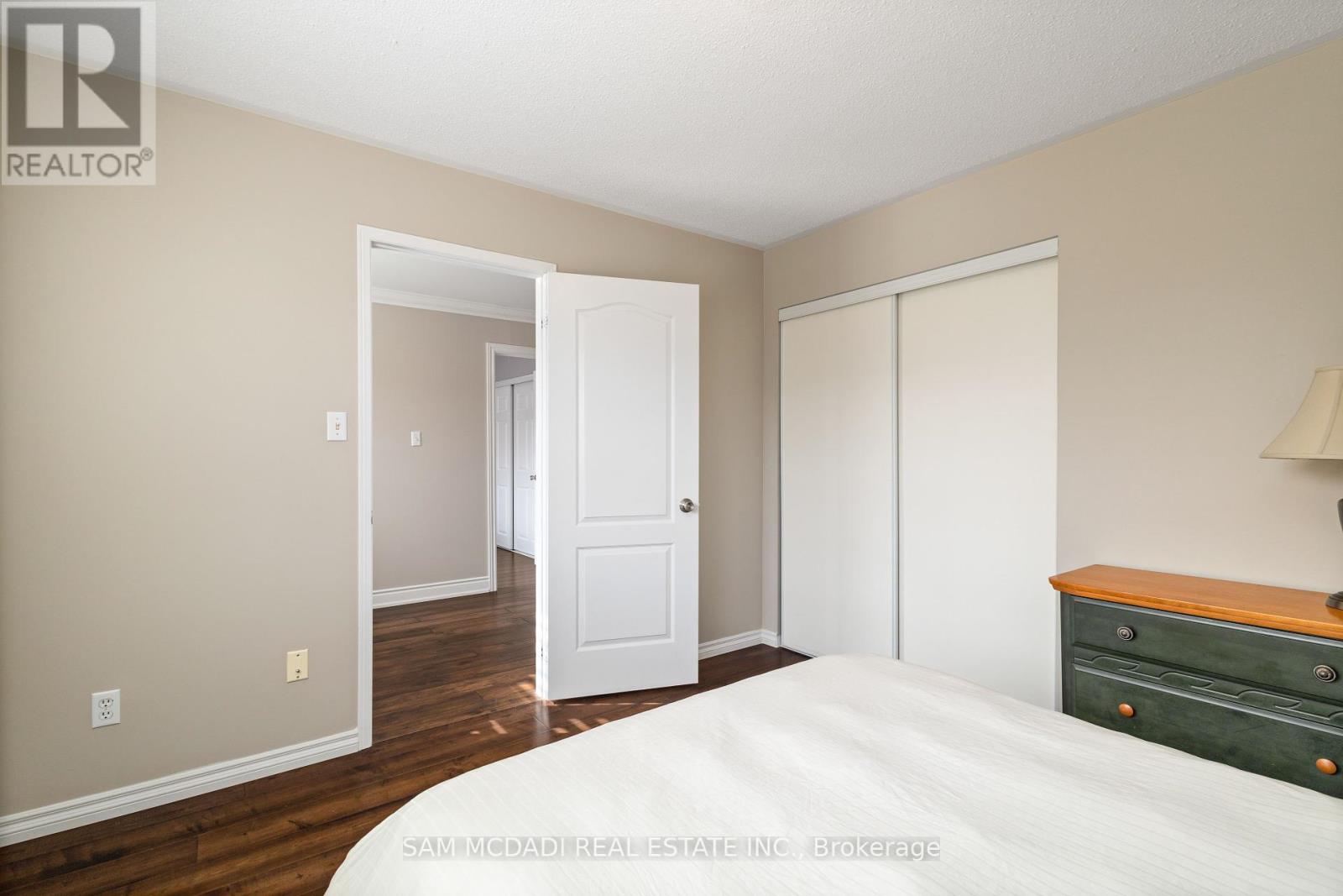 7174 Upton Crescent, Mississauga, Ontario  L5N 7L6 - Photo 35 - W12183160