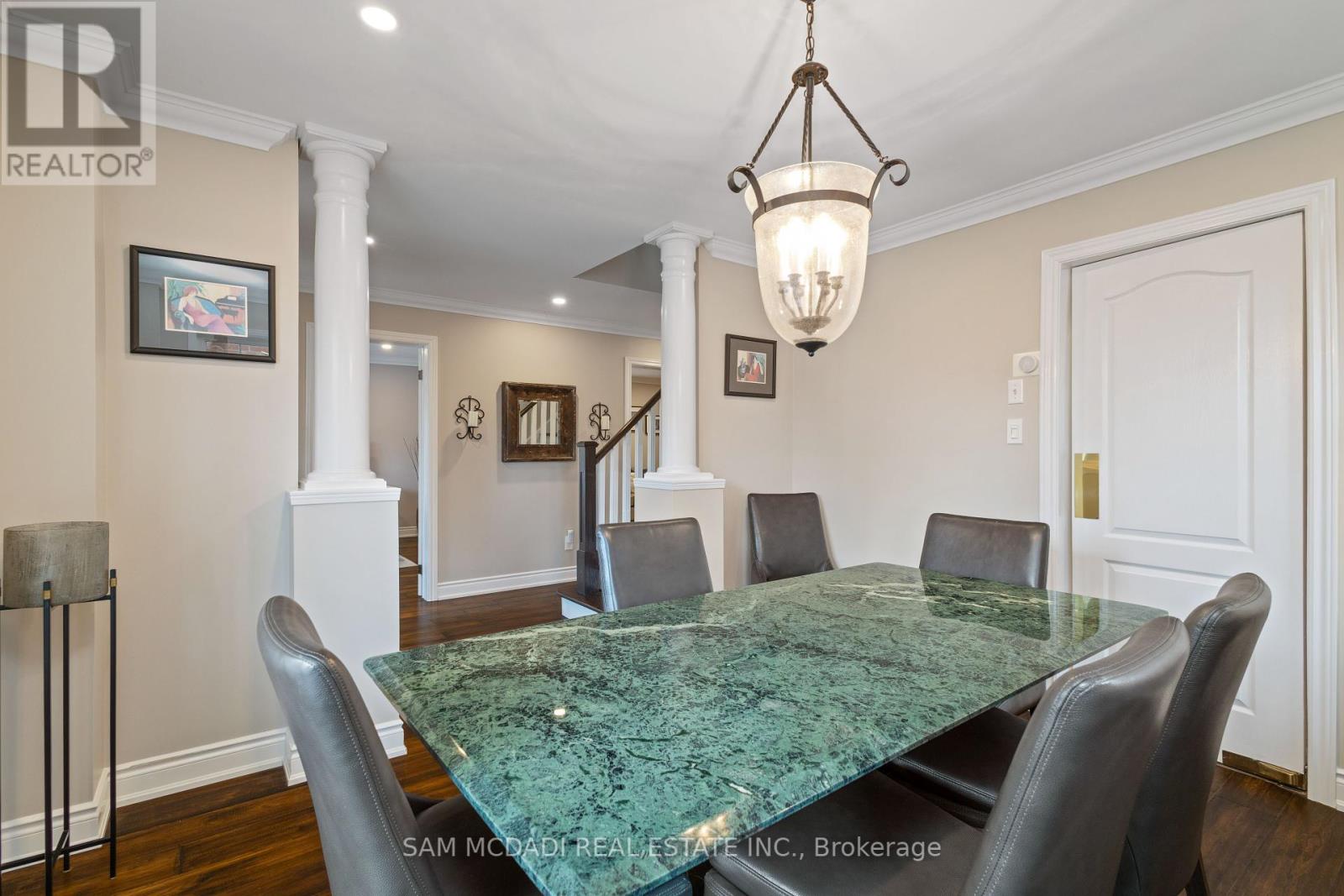 7174 Upton Crescent, Mississauga, Ontario  L5N 7L6 - Photo 9 - W12183160