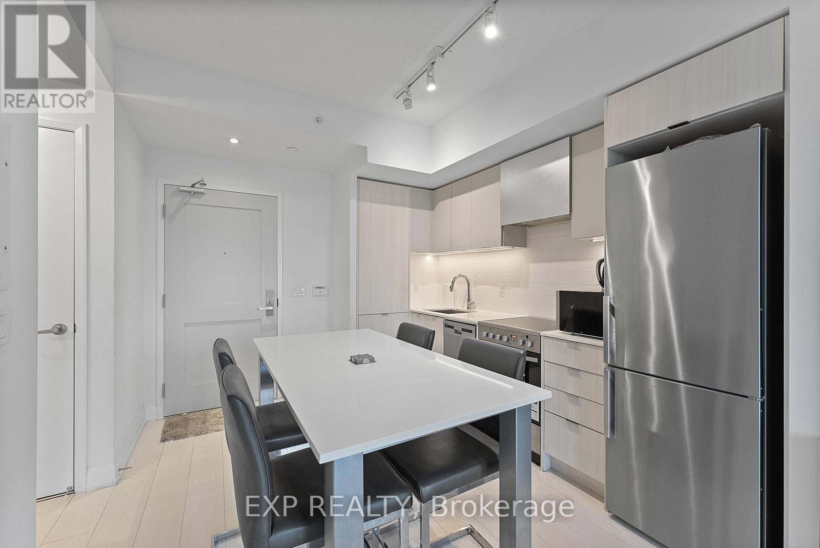 630 - 26 Gibbs Road, Toronto, Ontario  M9B 0E3 - Photo 8 - W12183170