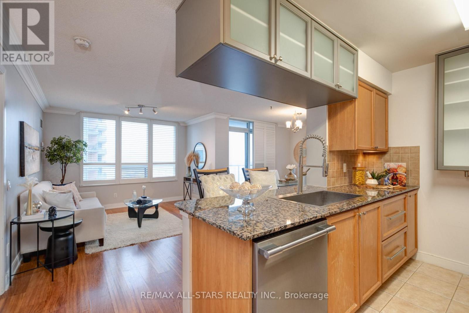 1233 - 35 Viking Lane, Toronto, Ontario  M9B 0A2 - Photo 11 - W12183171