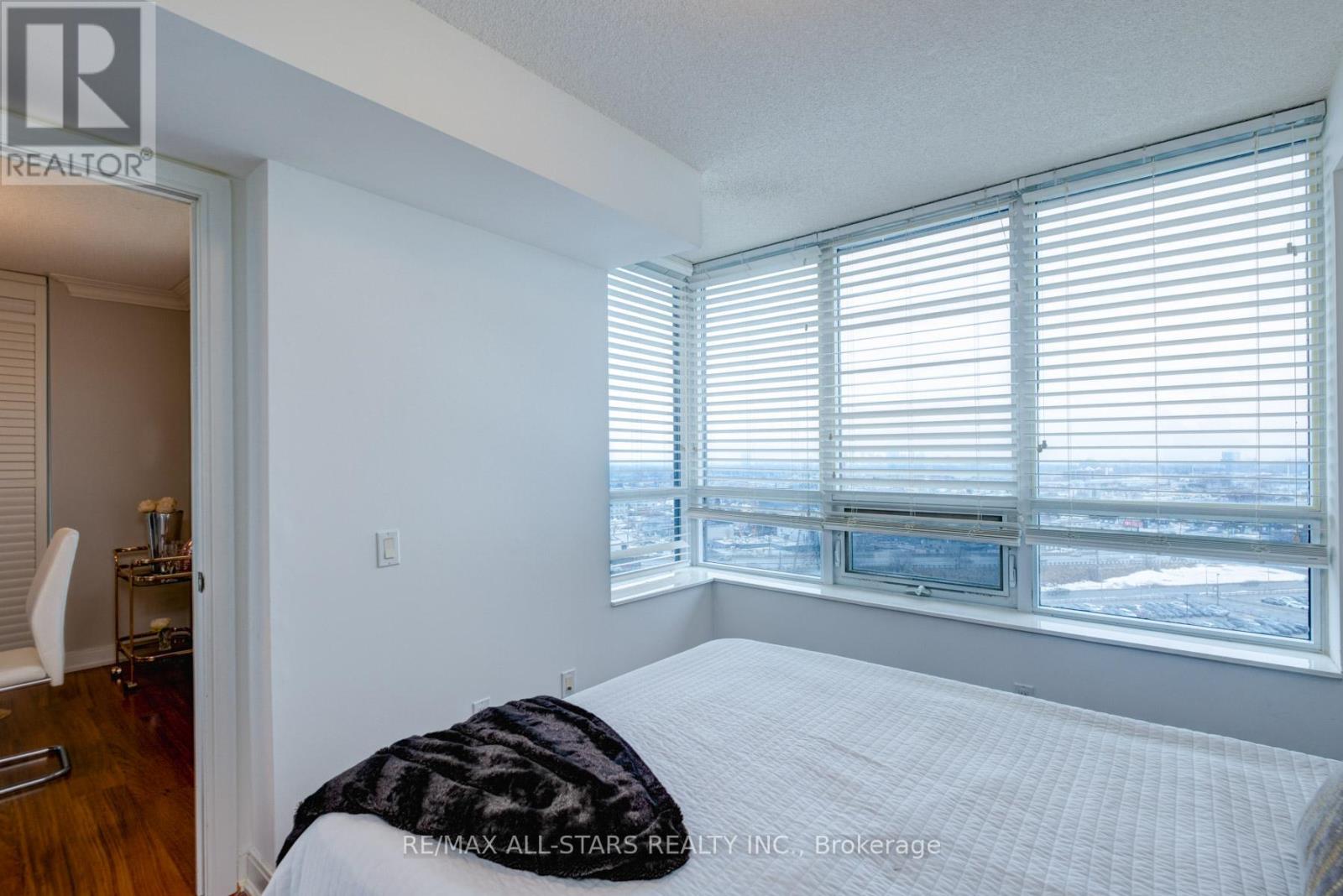 1233 - 35 Viking Lane, Toronto, Ontario  M9B 0A2 - Photo 27 - W12183171