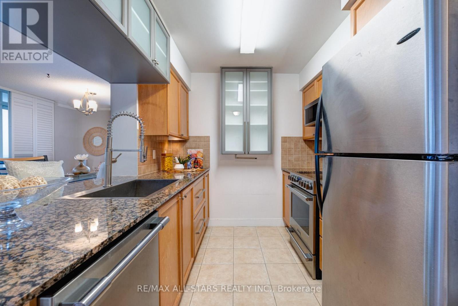1233 - 35 Viking Lane, Toronto, Ontario  M9B 0A2 - Photo 9 - W12183171