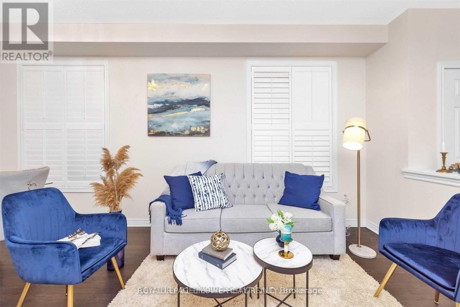 Property at 15 ZANETTA CRESCENT image 3