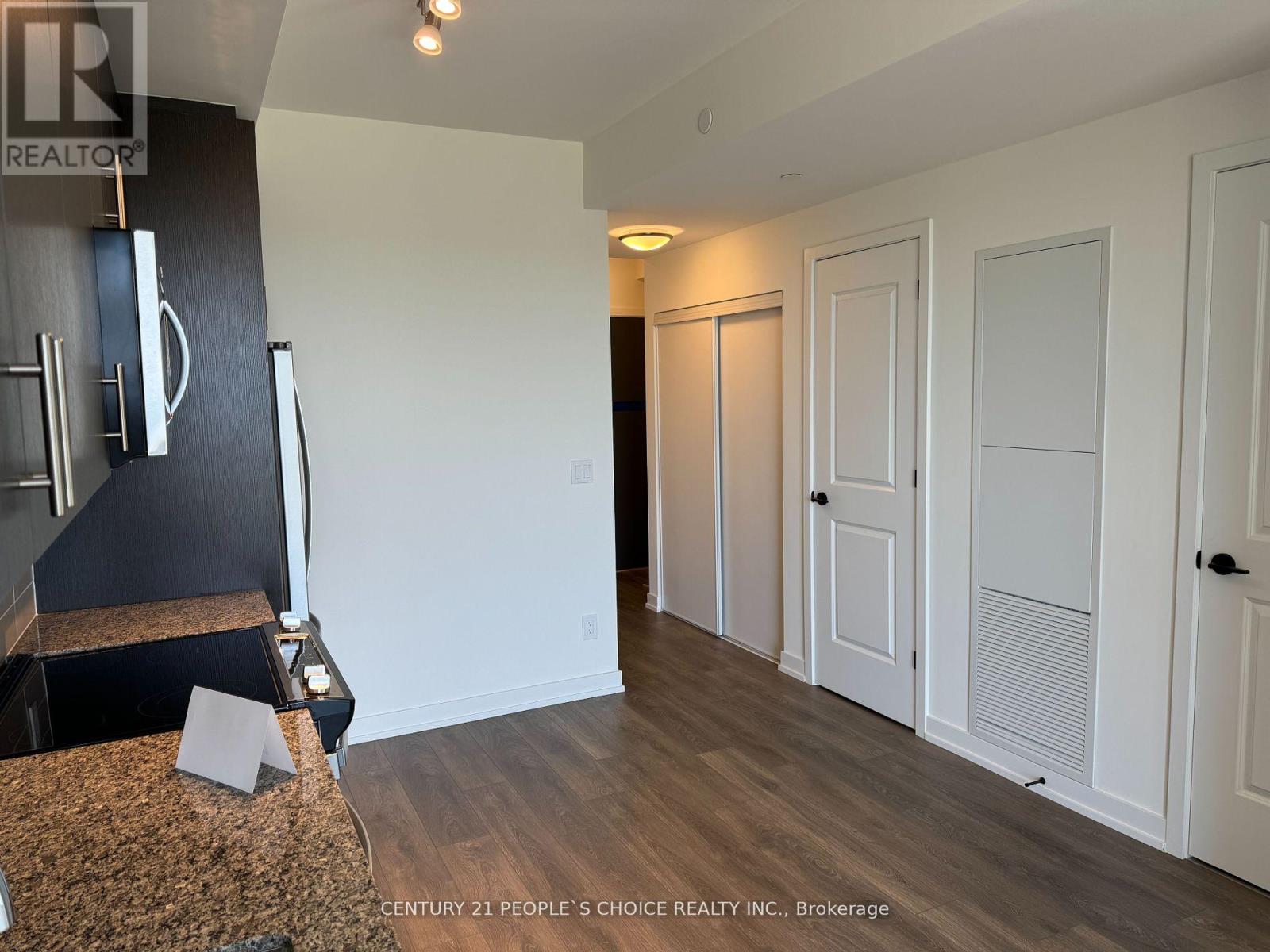 1204 - 335 Wheat Boom Drive, Oakville, Ontario  L6H 7Y1 - Photo 18 - W12183196