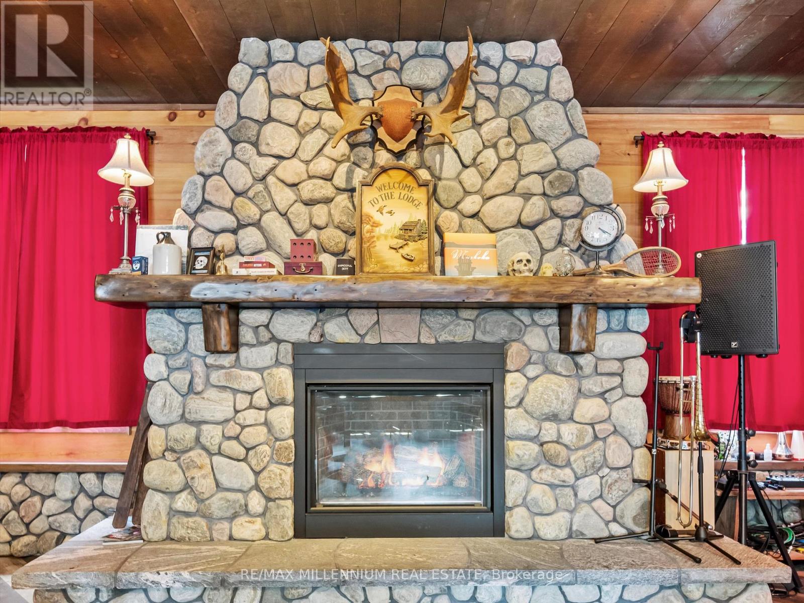 1326 Kawagama Lake Road, Algonquin Highlands (Sherborne), Ontario  P0A 1E0 - Photo 15 - X12183207