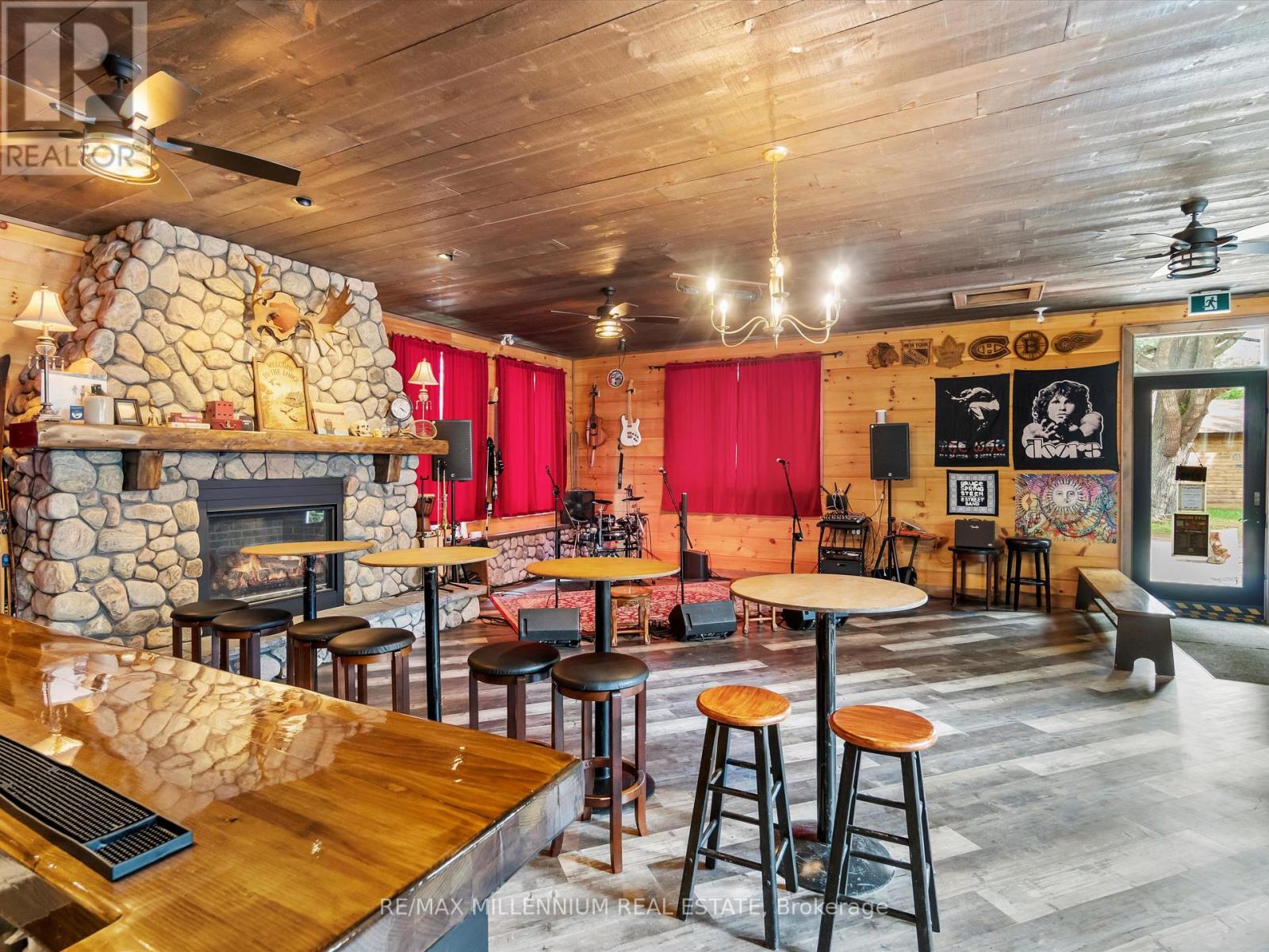 1326 Kawagama Lake Road, Algonquin Highlands (Sherborne), Ontario  P0A 1E0 - Photo 17 - X12183207
