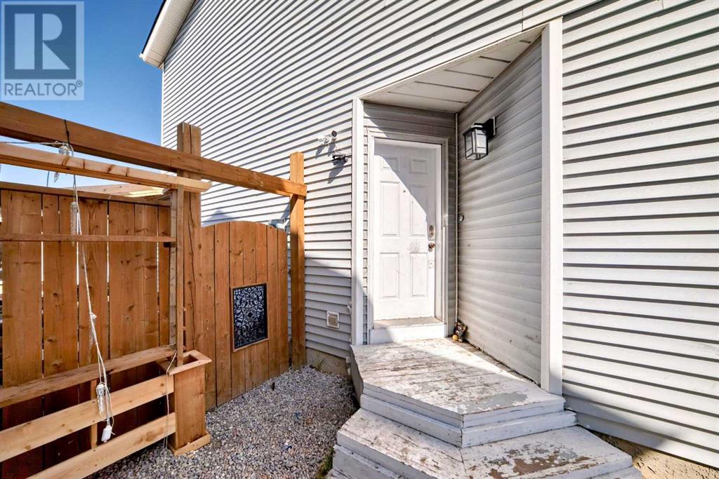 109 Falmere Way Ne, Calgary, Alberta  T3J 2Y5 - Photo 7 - A2214840