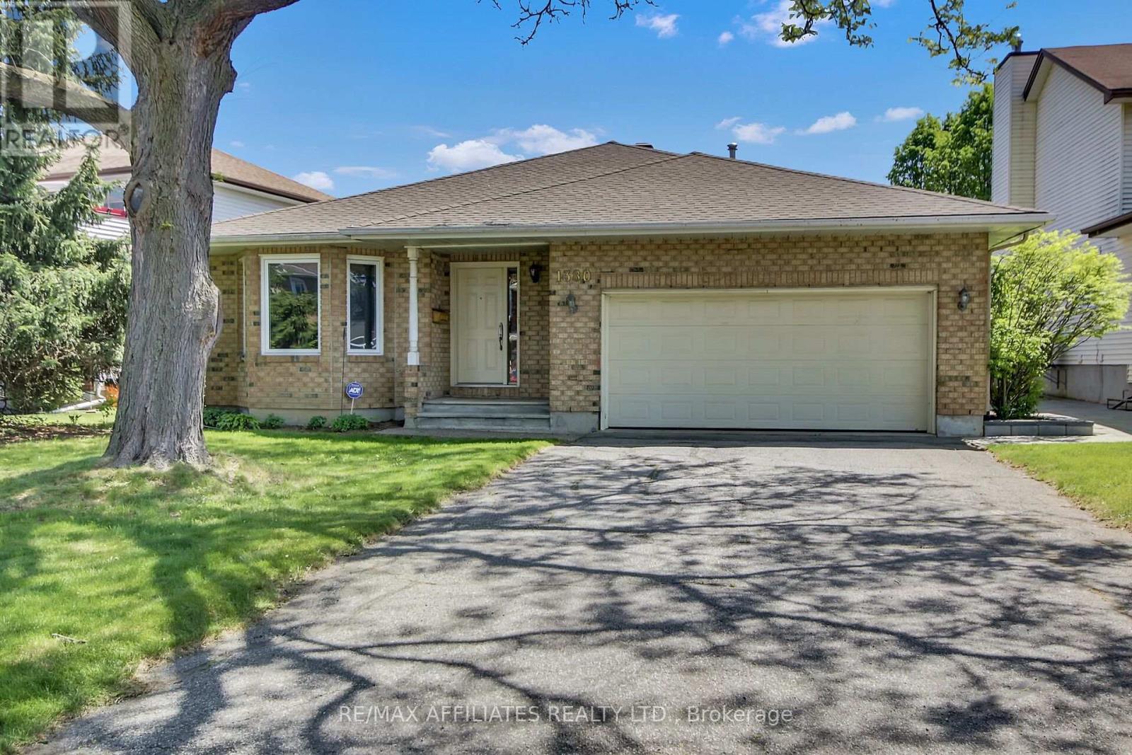 1380 NORVIEW CRESCENT, Ottawa, Ontario