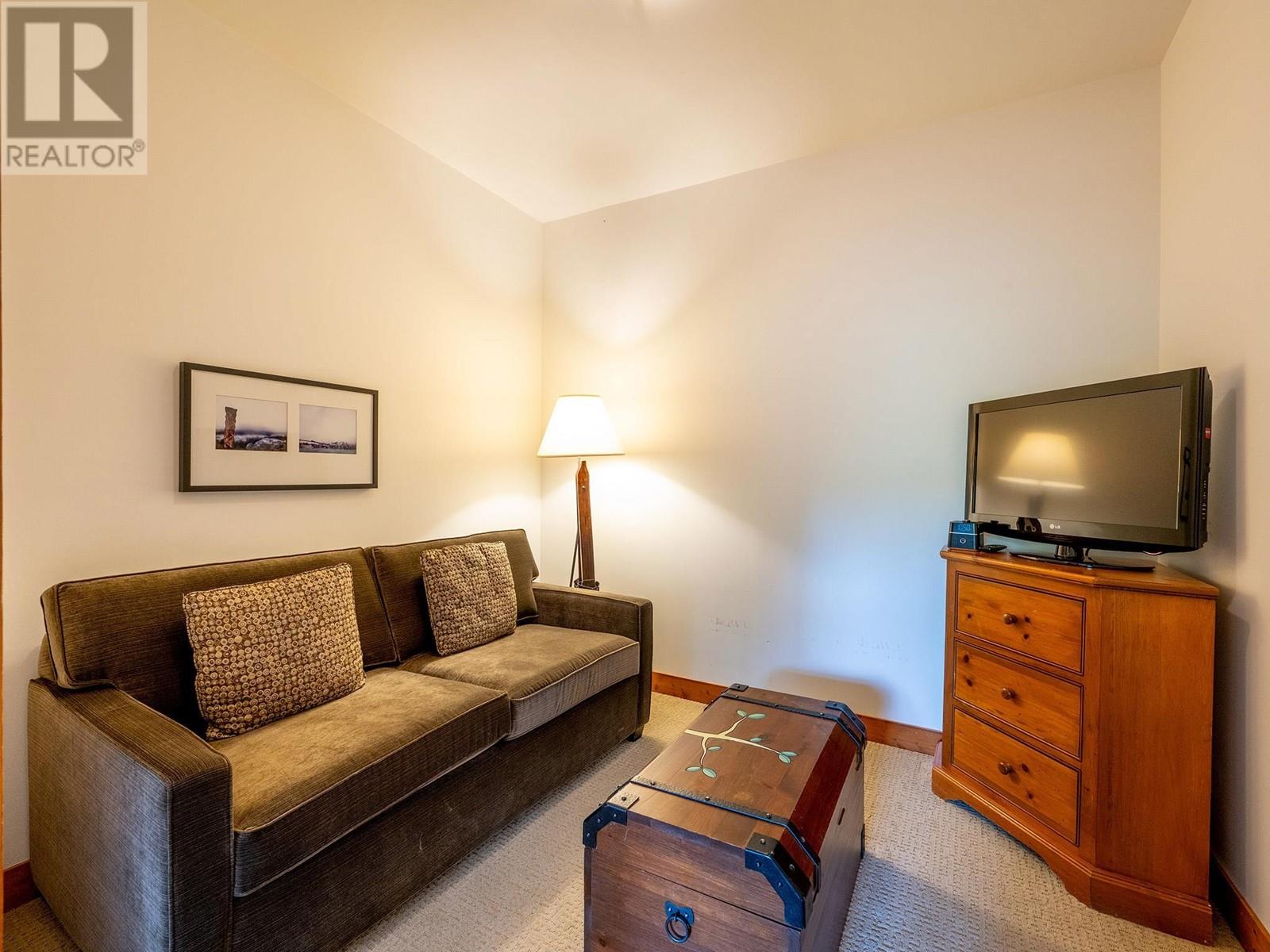 303 2202 Gondola Way, Whistler, British Columbia  V8E 0M7 - Photo 6 - R3009075