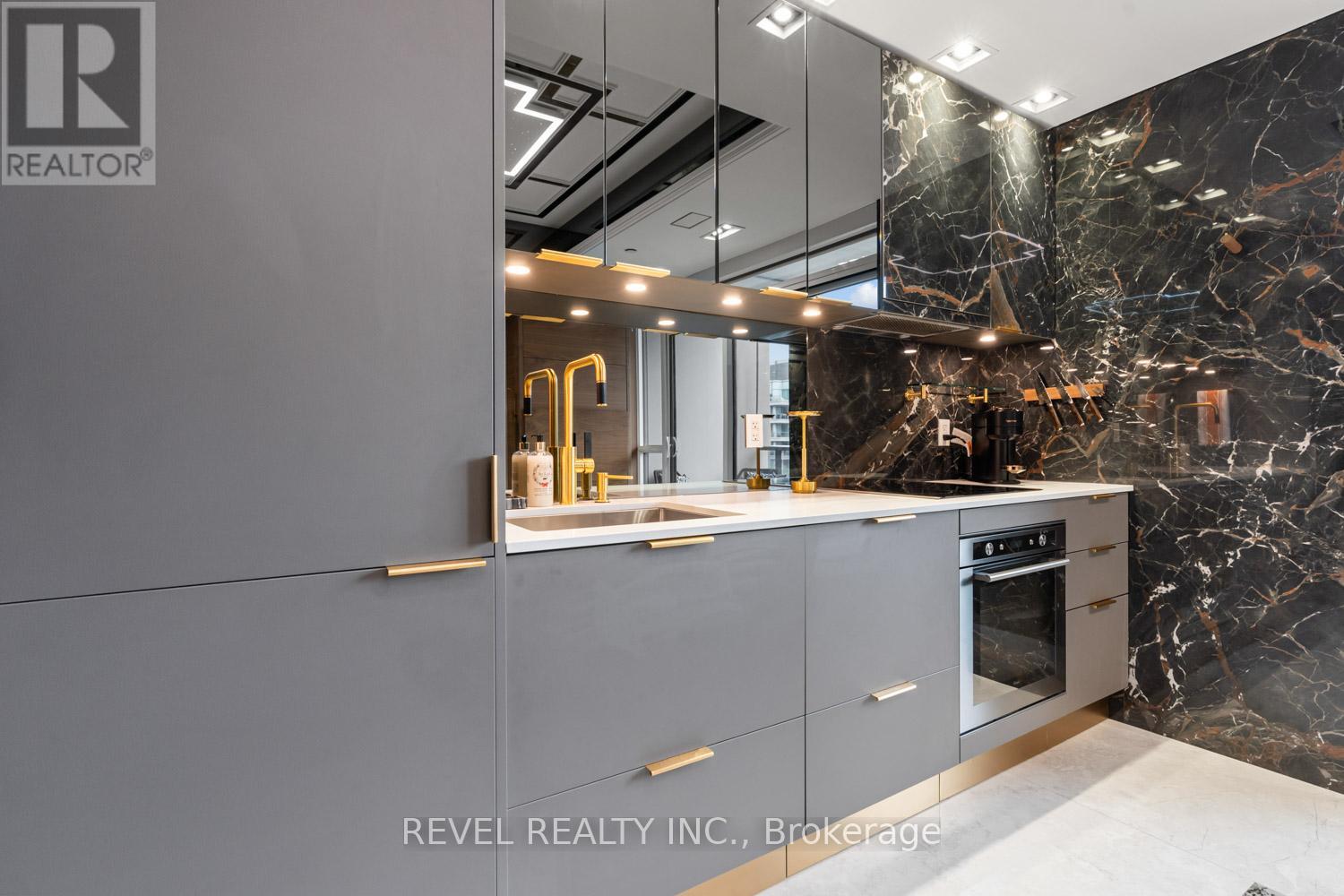 505 - 88 Cumberland Street, Toronto, Ontario  M5R 0C8 - Photo 10 - C12182809