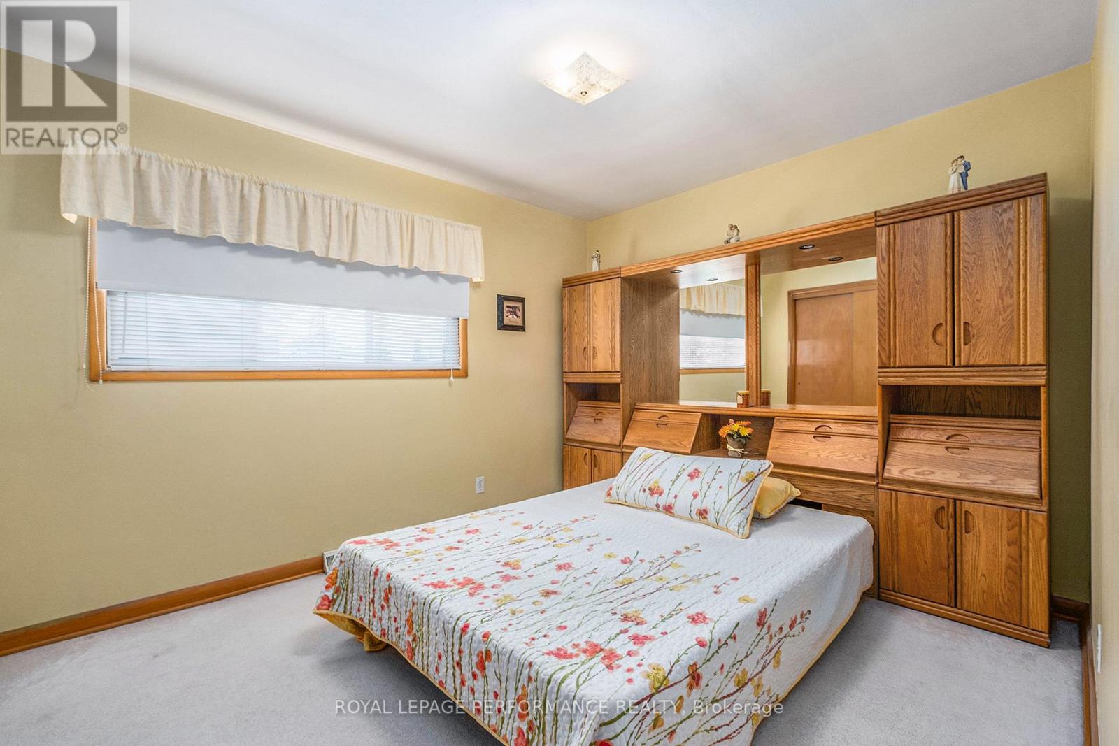 1210 Queen Street, Cornwall, Ontario  K6J 1P8 - Photo 10 - X12183226