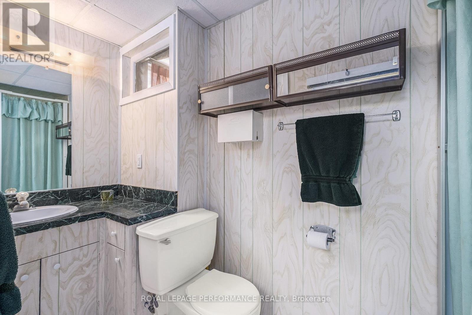 1210 Queen Street, Cornwall, Ontario  K6J 1P8 - Photo 14 - X12183226