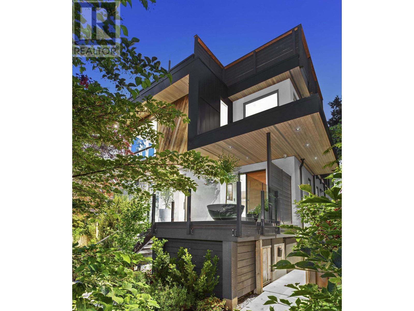Property at 452 E 4TH STREET image 1