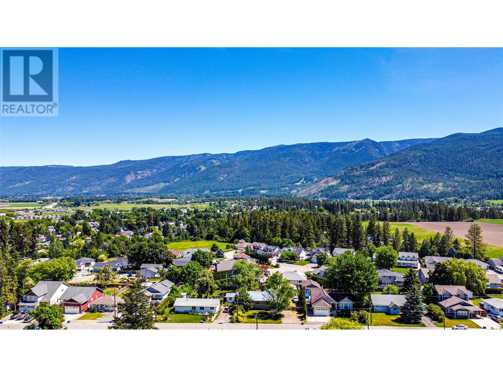 2560 Colony Street, Armstrong, British Columbia  V0E 1B2 - Photo 6 - 10349485