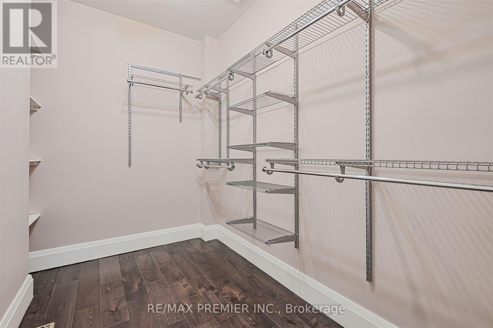 16 Leith Place, Toronto, Ontario  M4N 2R8 - Photo 20 - C12183236