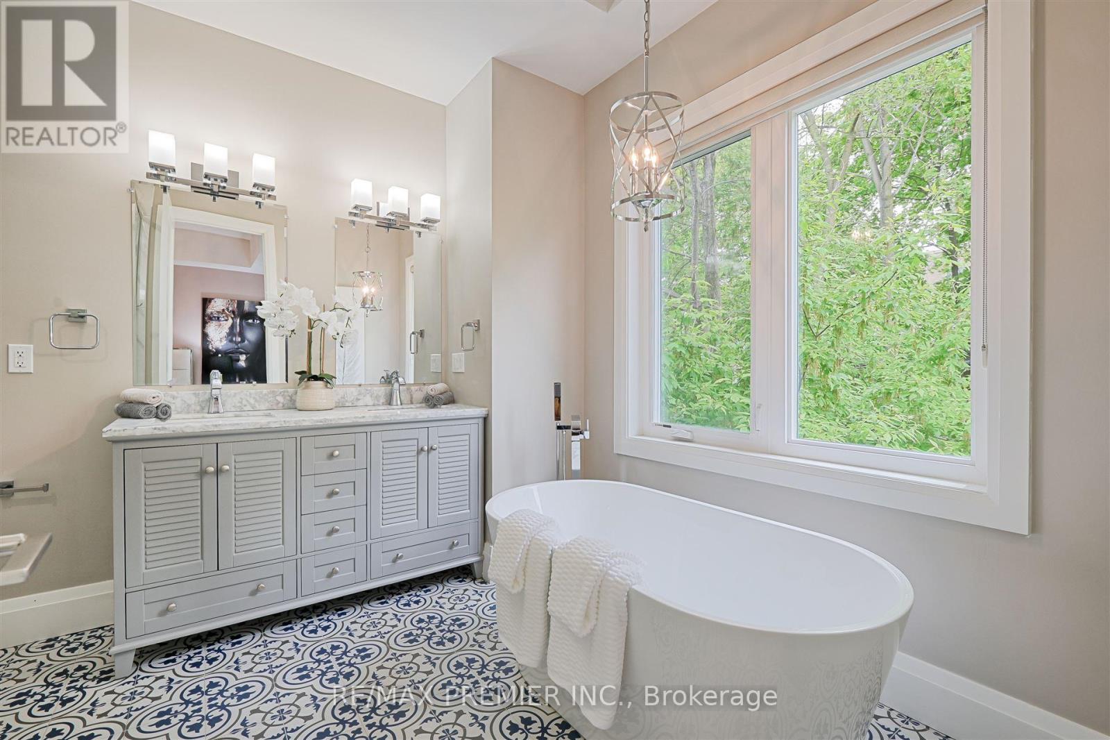 16 Leith Place, Toronto, Ontario  M4N 2R8 - Photo 21 - C12183236