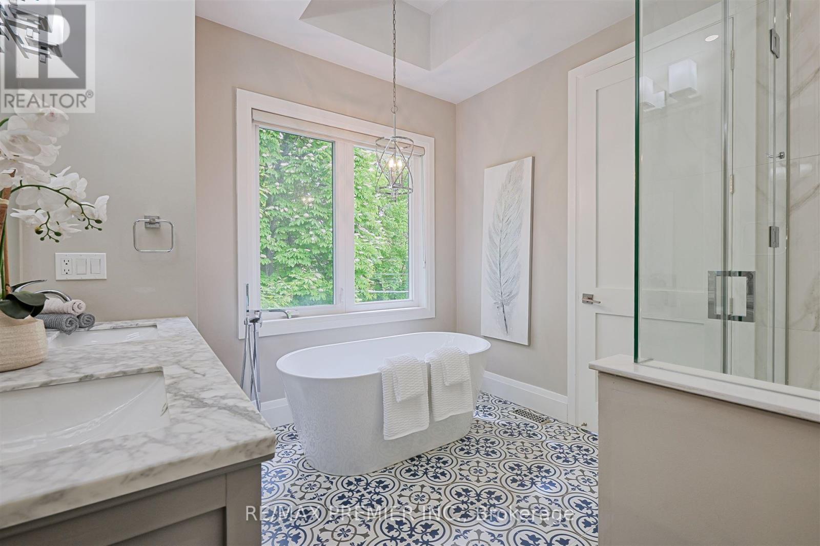 16 Leith Place, Toronto, Ontario  M4N 2R8 - Photo 22 - C12183236
