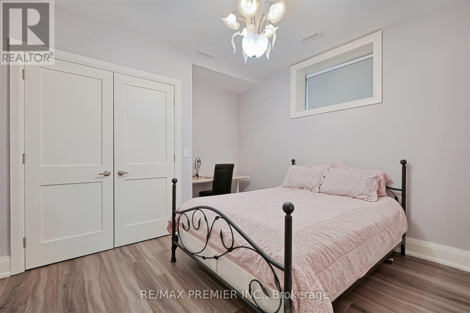 16 Leith Place, Toronto, Ontario  M4N 2R8 - Photo 34 - C12183236