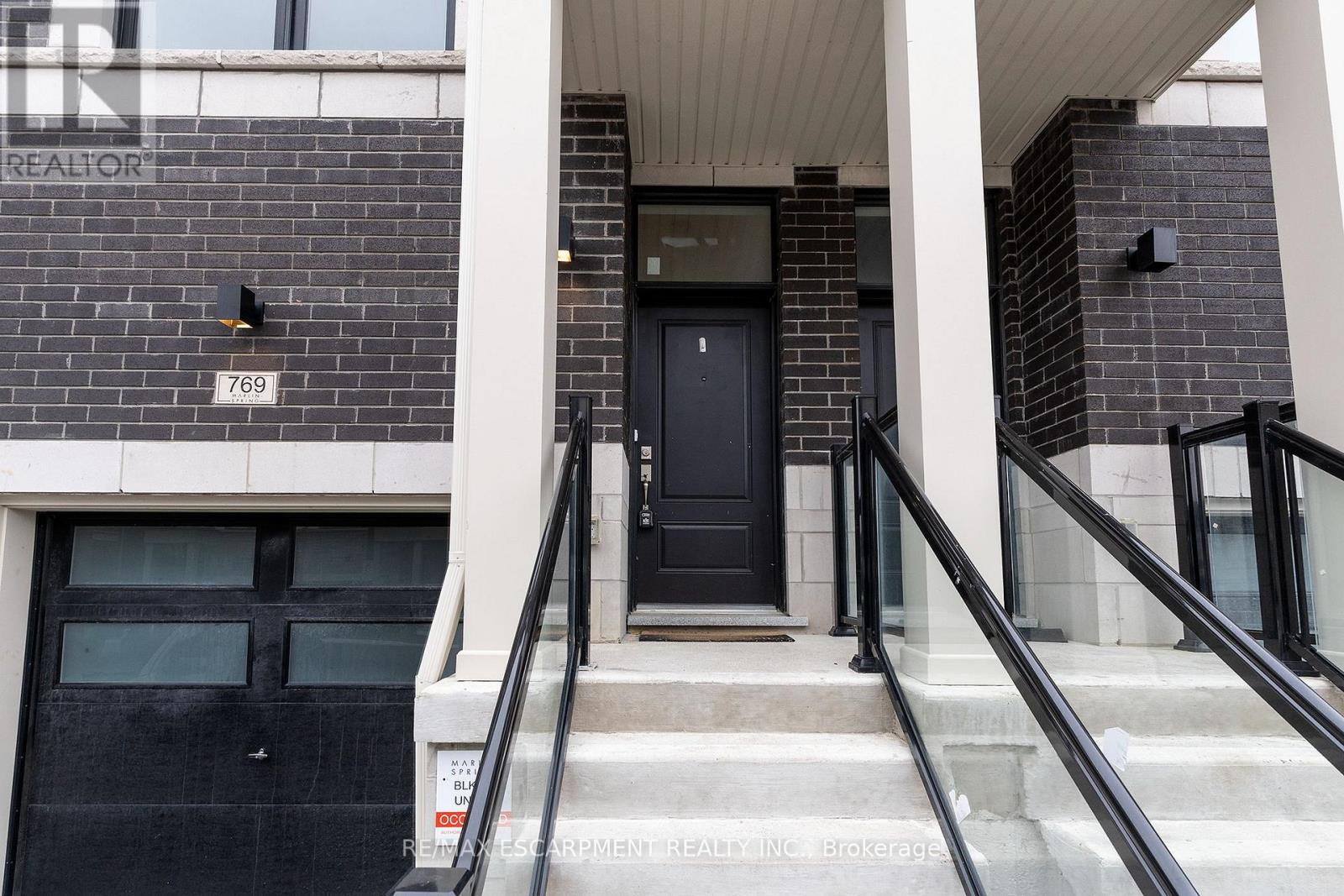 769 Kootenay Path, Oshawa (Donevan), Ontario  L1H 0A7 - Photo 4 - E12183242