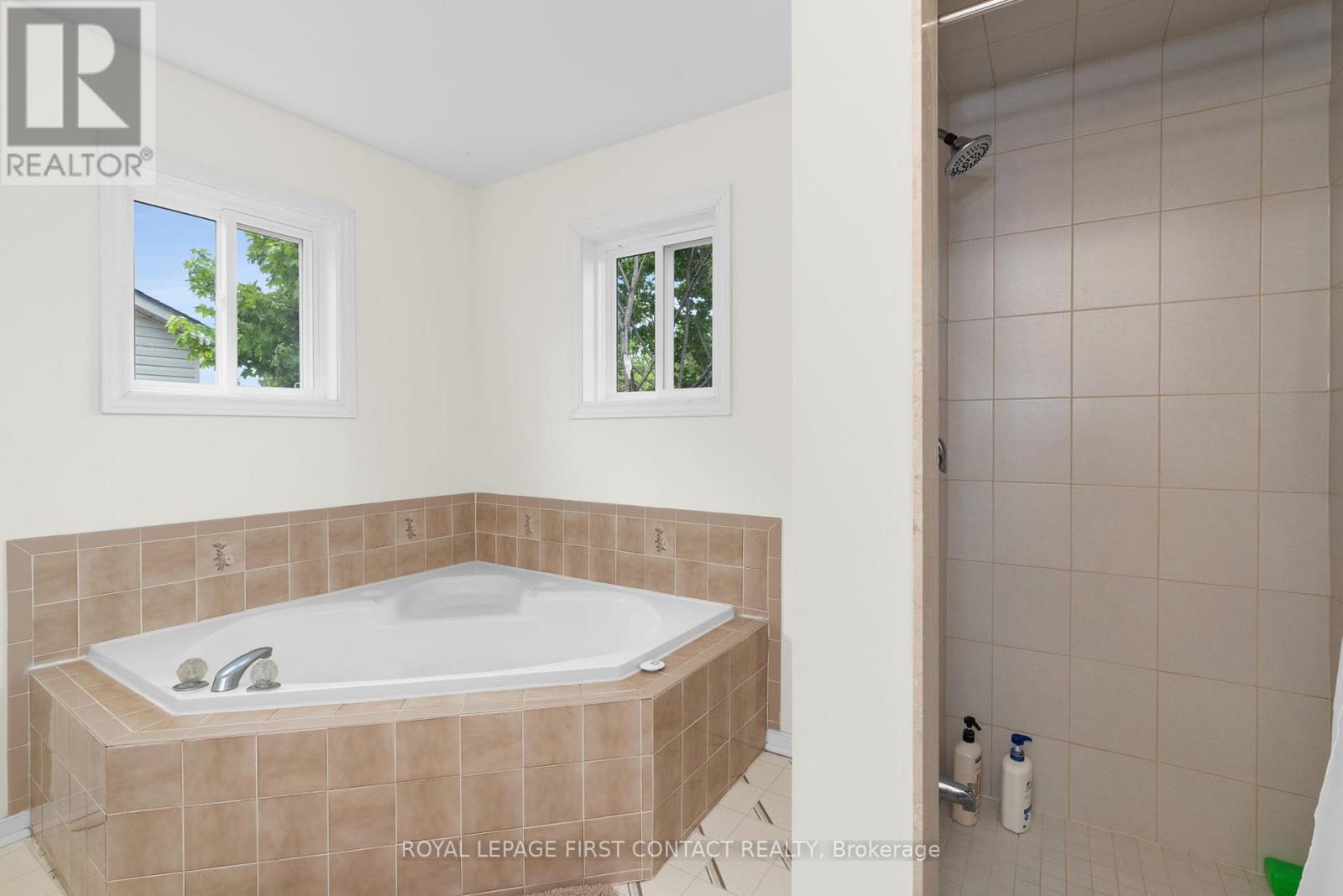 58 Mcdougall Drive, Barrie (West Bayfield), Ontario  L4N 7H6 - Photo 17 - S12183230