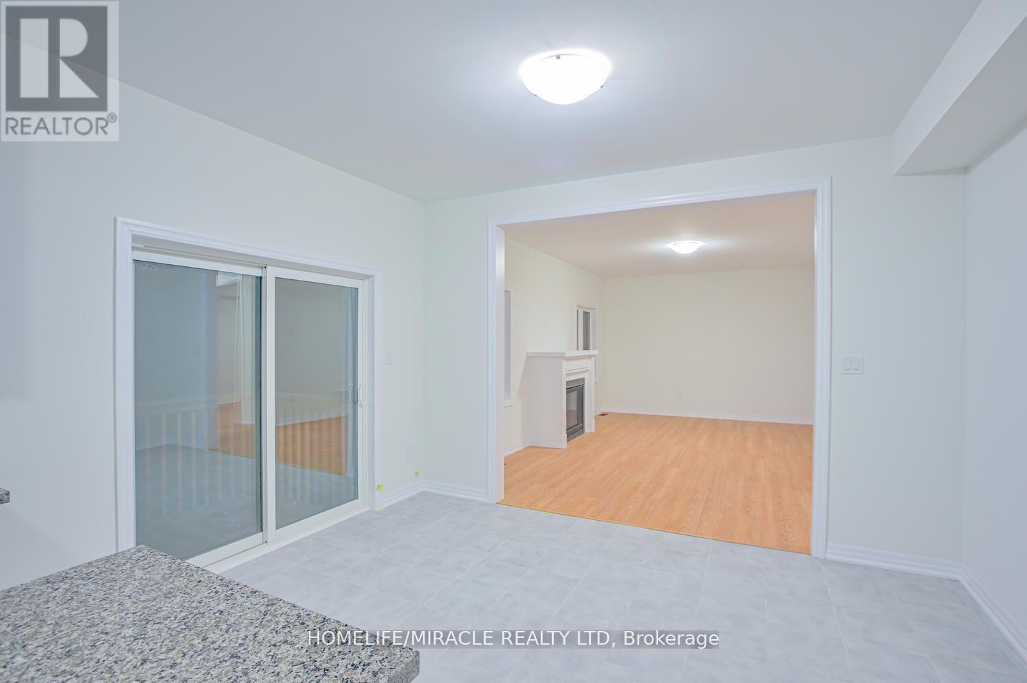 255 Centre Street, Clearview, Ontario  L0M 1S0 - Photo 15 - S12183233