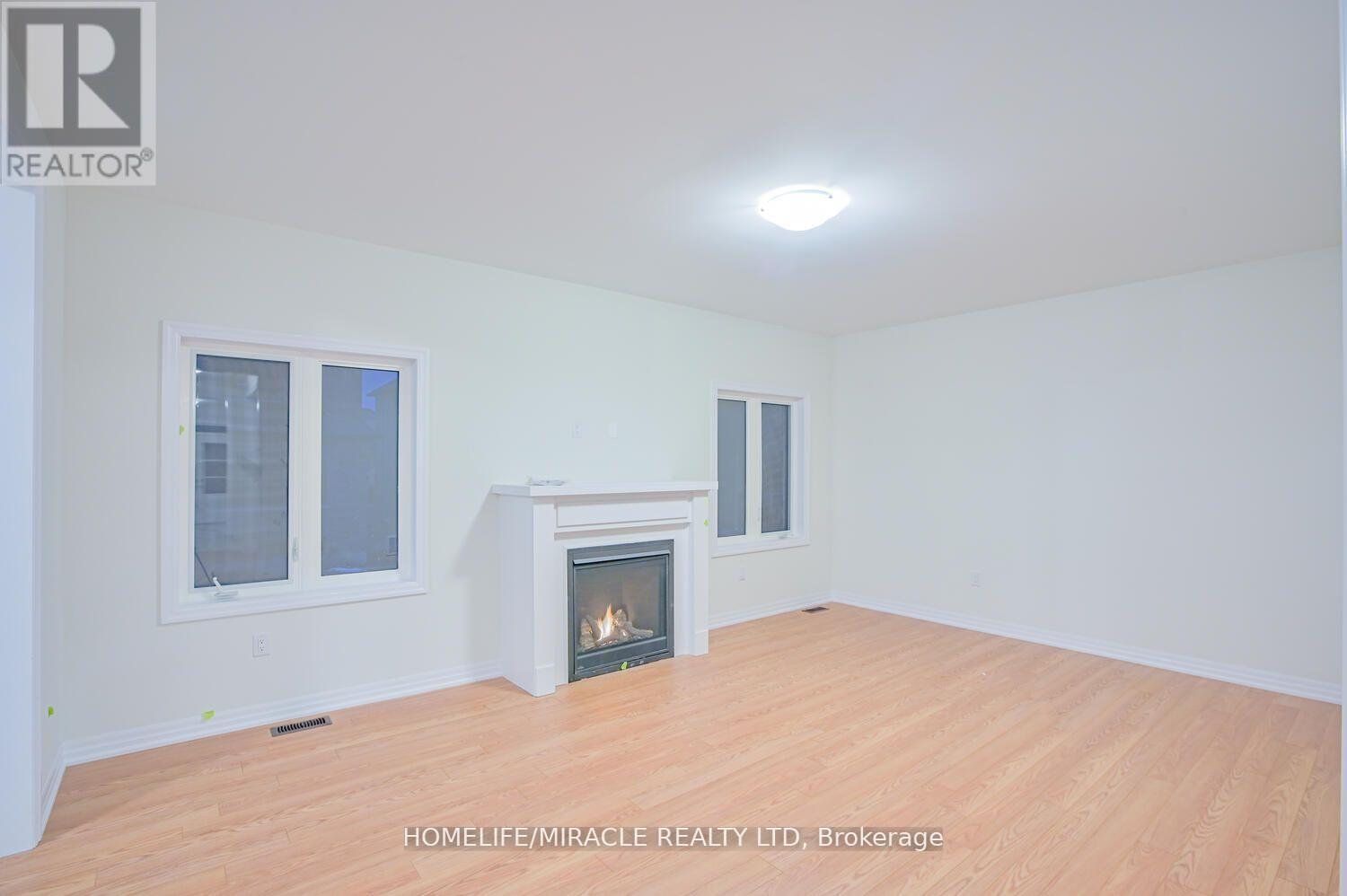 255 Centre Street, Clearview, Ontario  L0M 1S0 - Photo 9 - S12183233