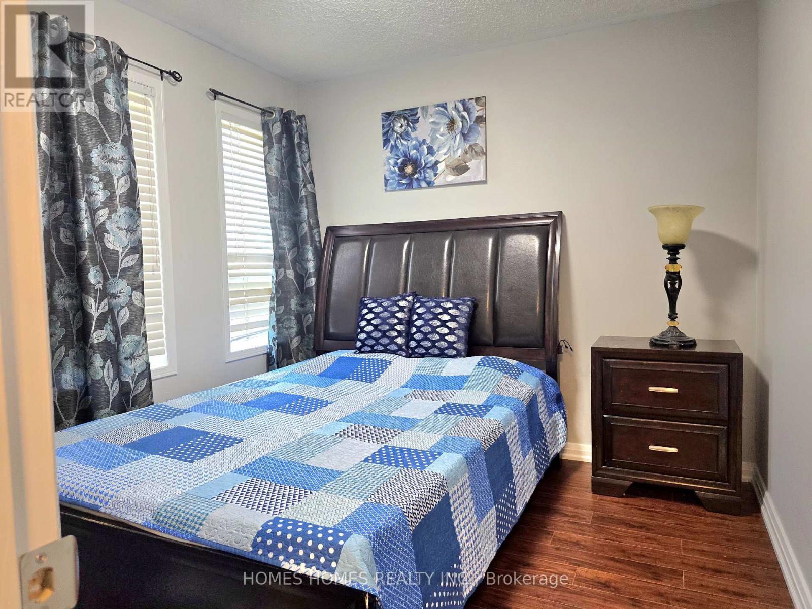6 Grasshopper Way, Brampton (Sandringham-Wellington), Ontario  L6R 2E4 - Photo 28 - W12183237