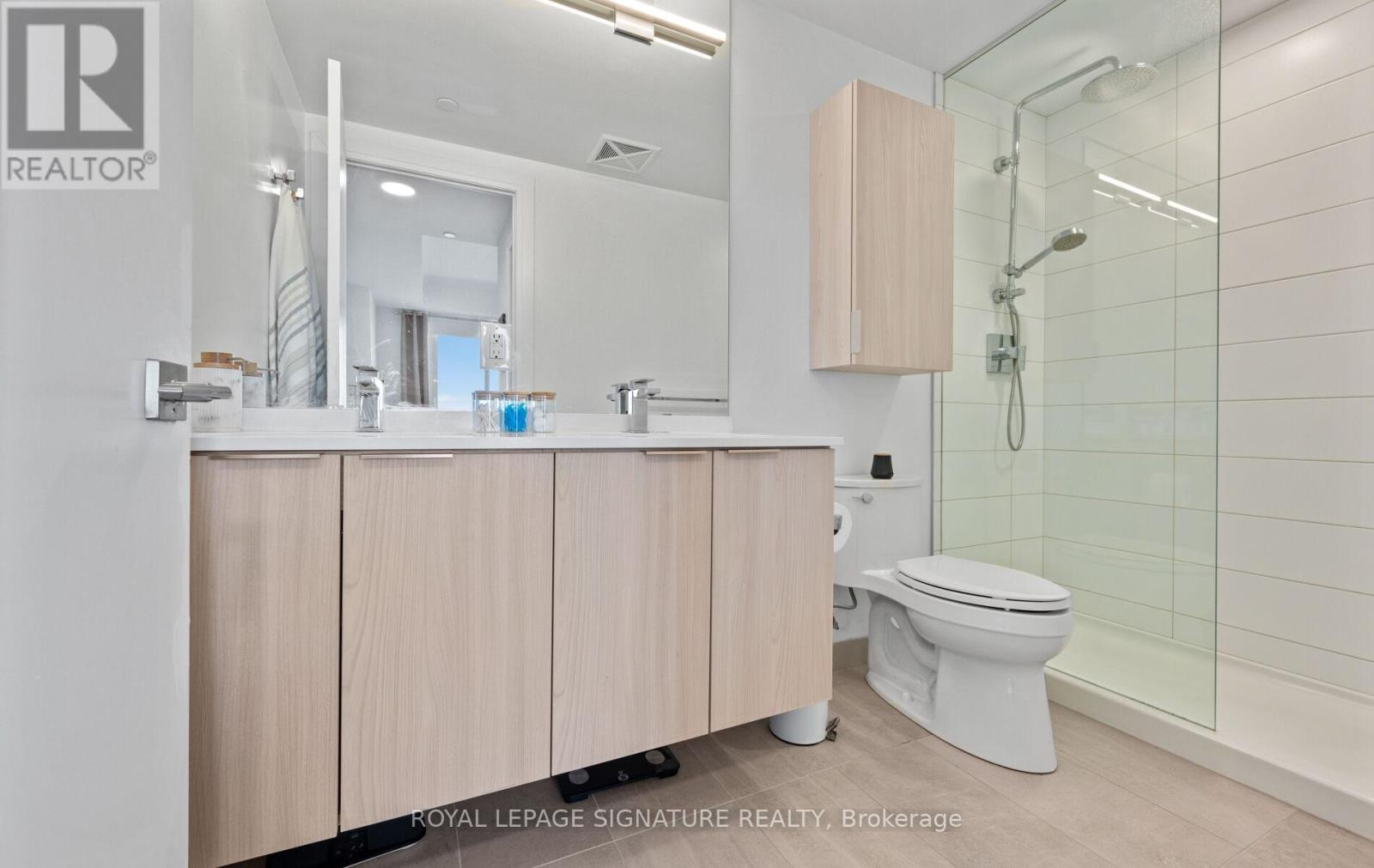 1707 - 20 Brin Drive, Toronto, Ontario  M8X 0B2 - Photo 18 - W12183238