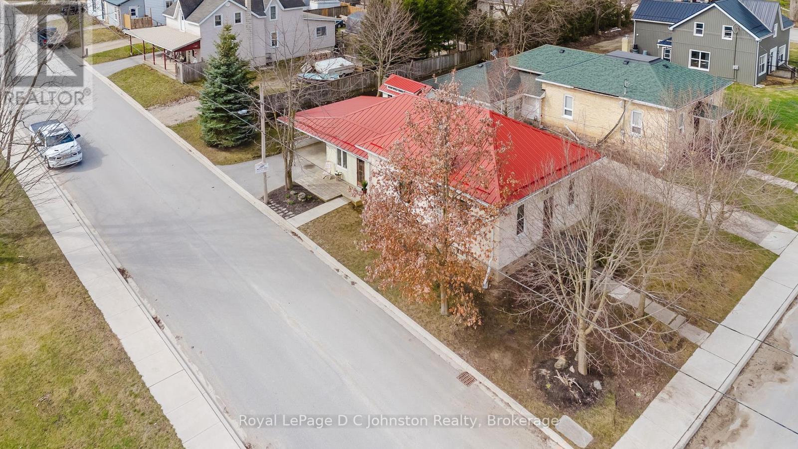 Sw - 83 3rd Street, Arran-Elderslie, Ontario  N0G 1L0 - Photo 3 - X12097696