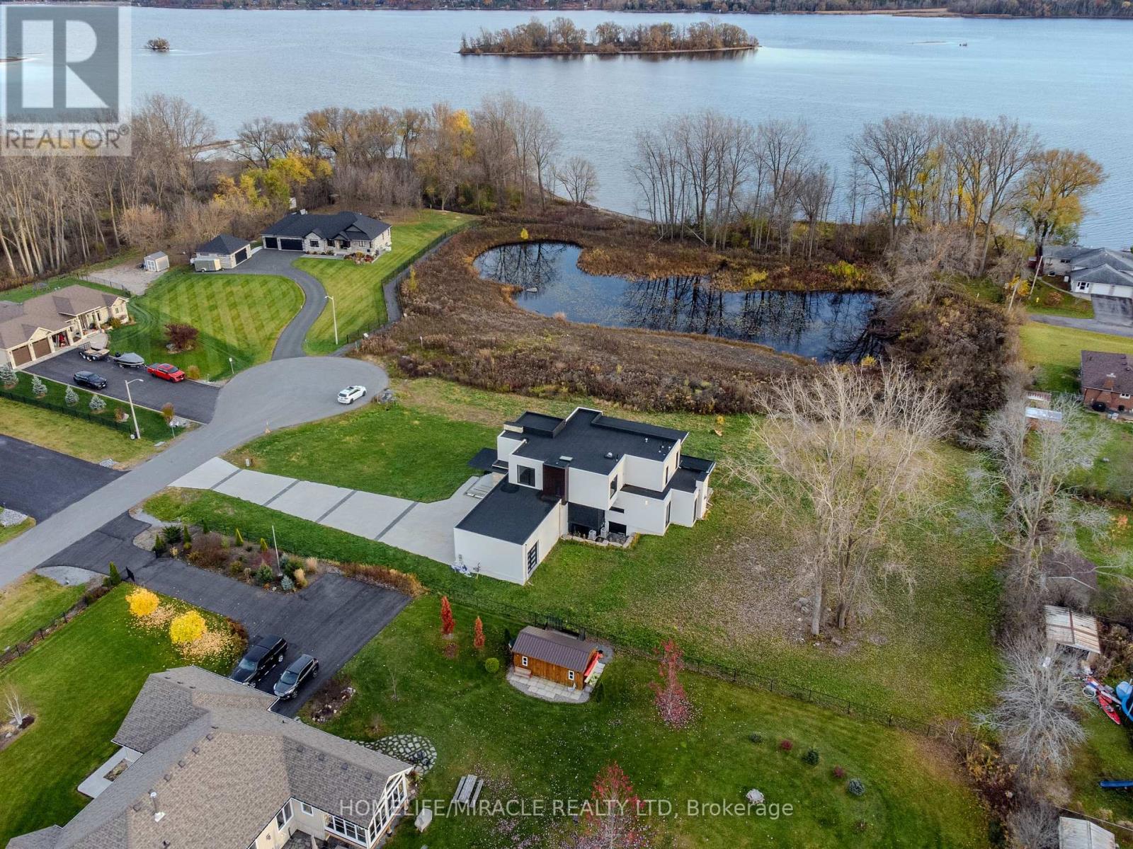 16 Bayswater Road, Quinte West, Ontario  K8V 5P5 - Photo 34 - X12183243