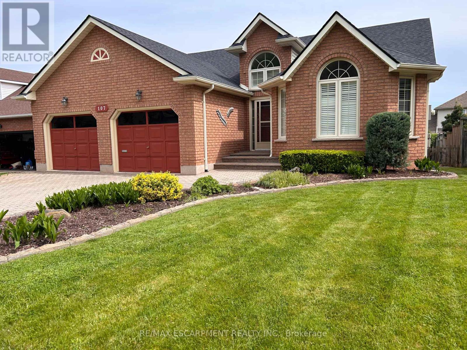 Property at 107 DORCHESTER DRIVE image 3