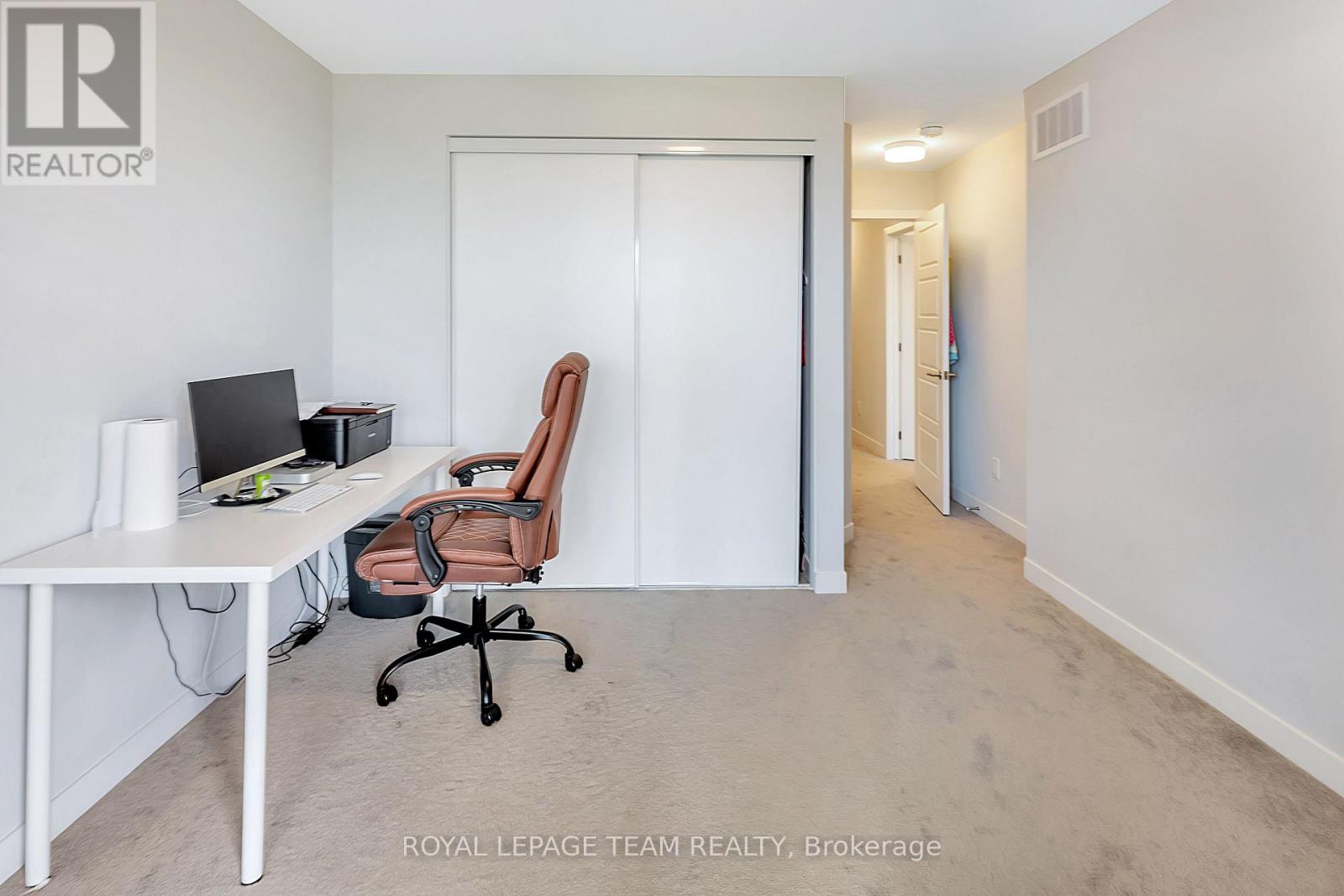518 Parnian Private, Ottawa, Ontario  K2J 6Z8 - Photo 12 - X12183244