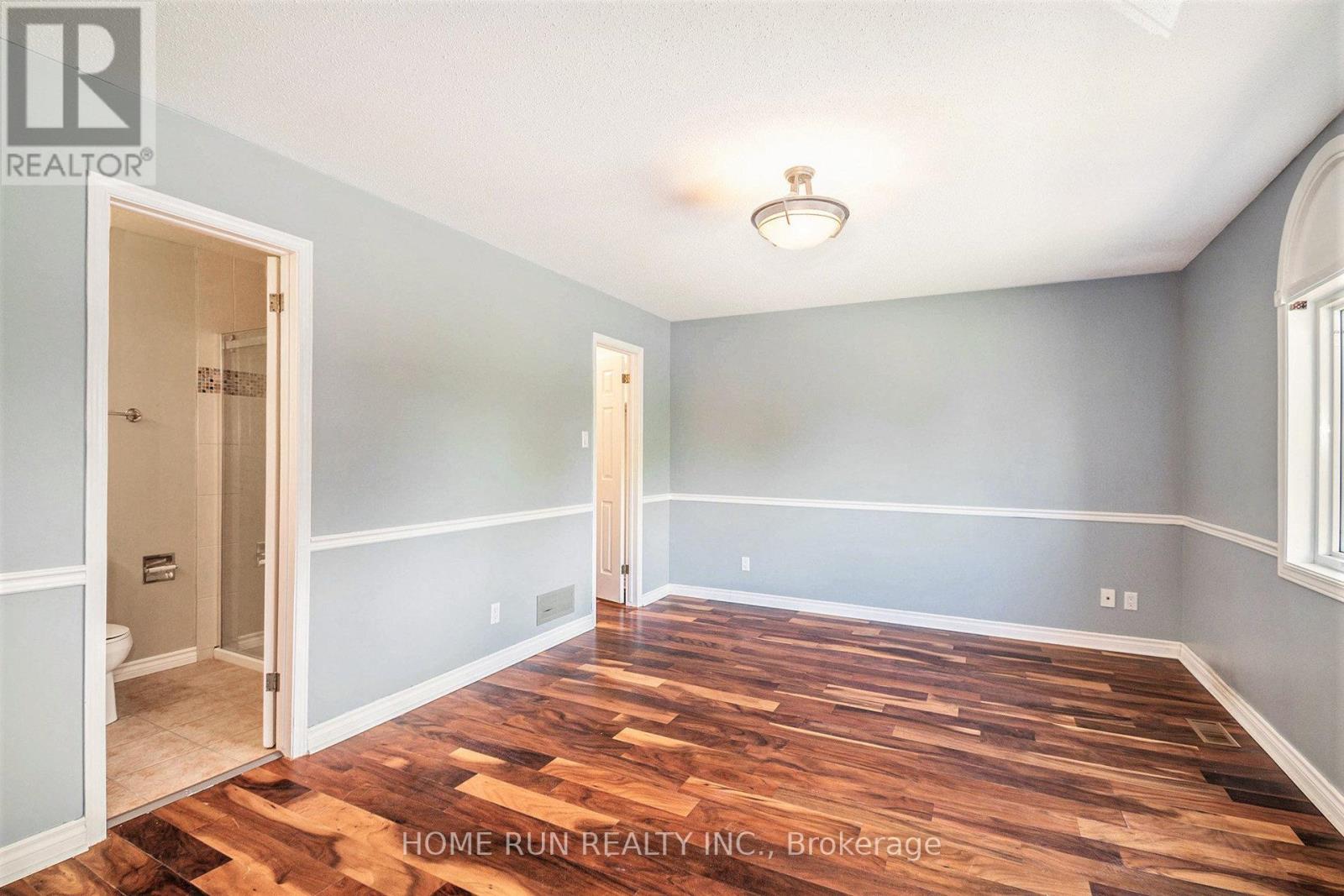 1452 Leblanc Drive, Ottawa, Ontario  K1C 3W6 - Photo 15 - X12183271