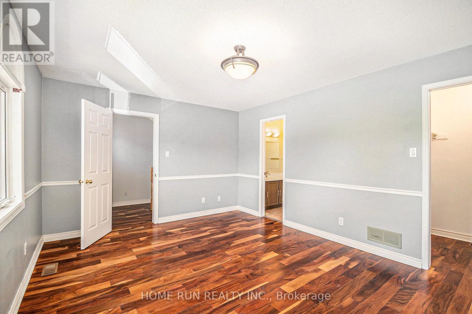 1452 Leblanc Drive, Ottawa, Ontario  K1C 3W6 - Photo 17 - X12183271