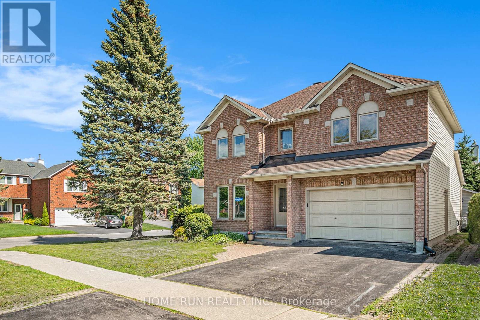 1452 Leblanc Drive, Ottawa, Ontario  K1C 3W6 - Photo 3 - X12183271