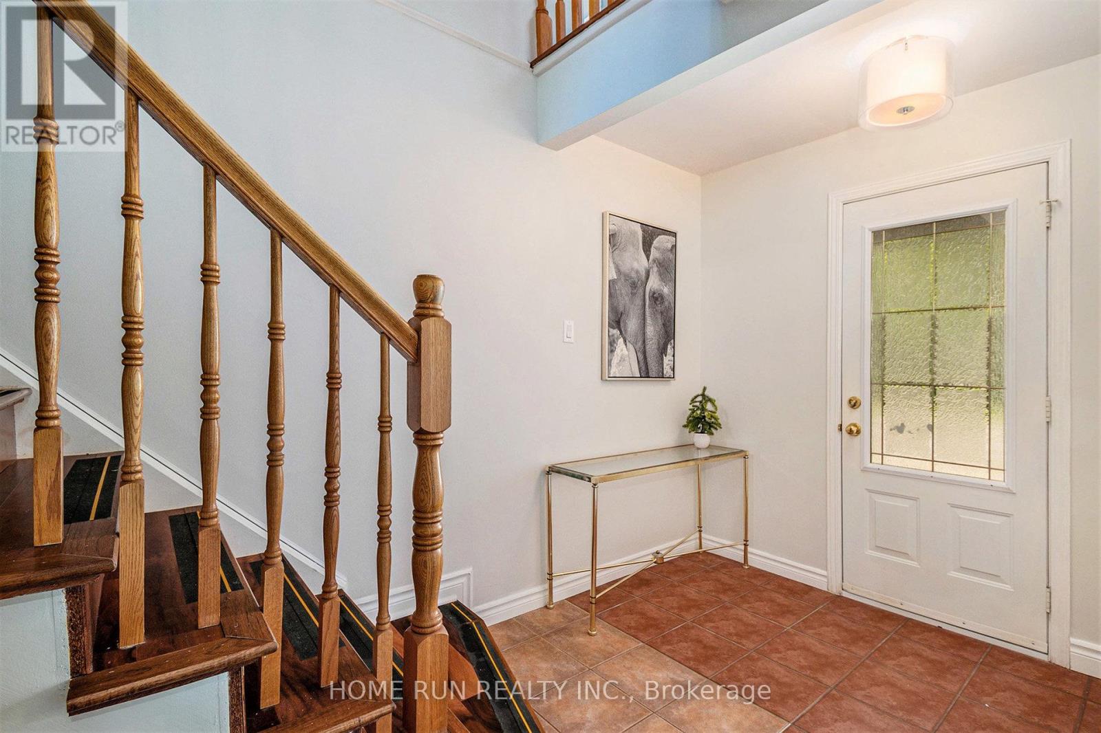 1452 Leblanc Drive, Ottawa, Ontario  K1C 3W6 - Photo 4 - X12183271