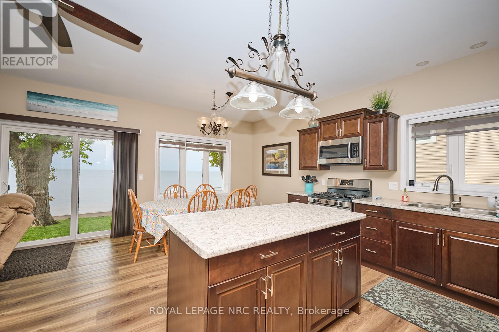 11565 Beach Road E, Wainfleet, Ontario  L0S 1V0 - Photo 36 - X12183267