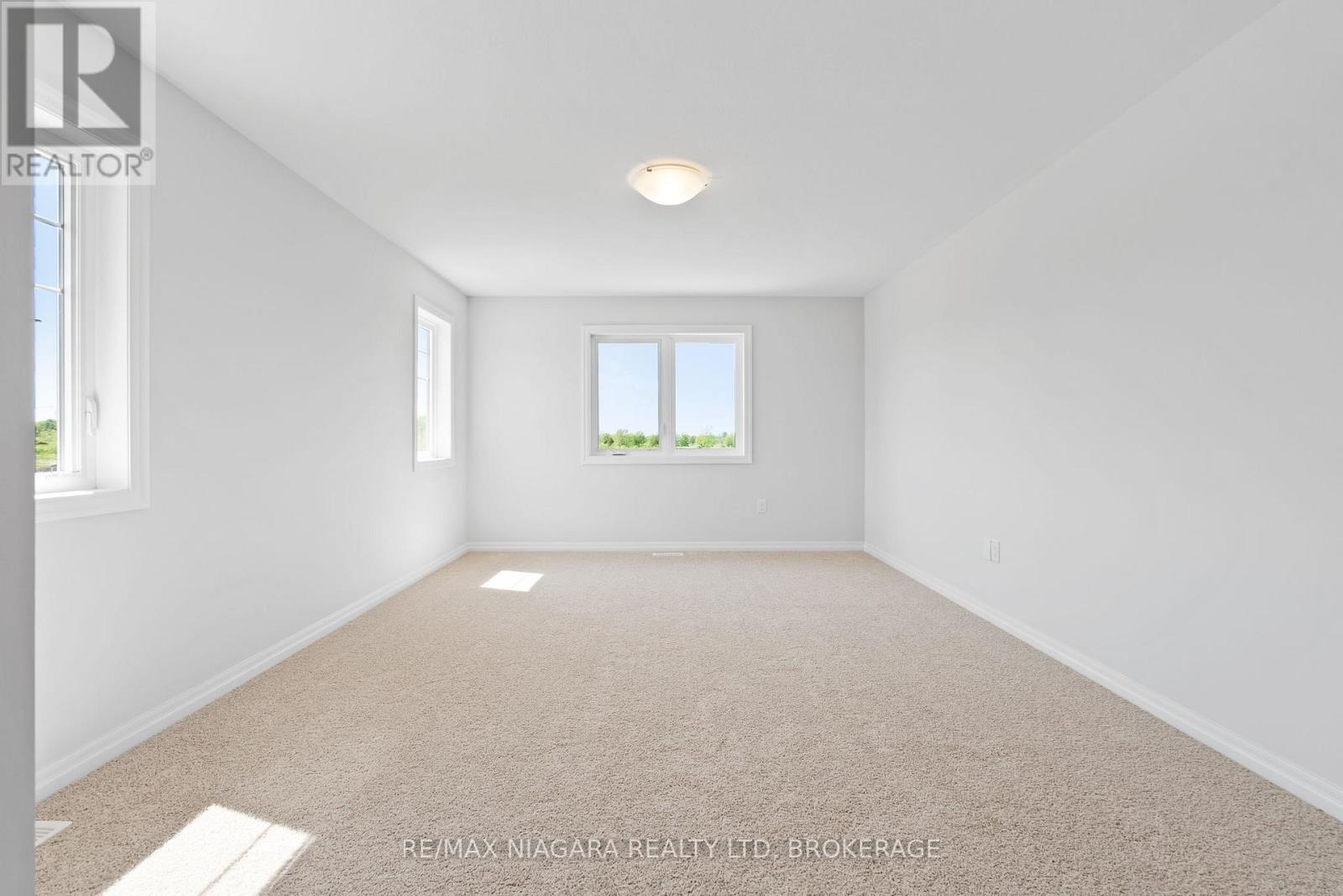 154 Hillcrest Road, Port Colborne (Main Street), Ontario  L3K 6E4 - Photo 23 - X12183274