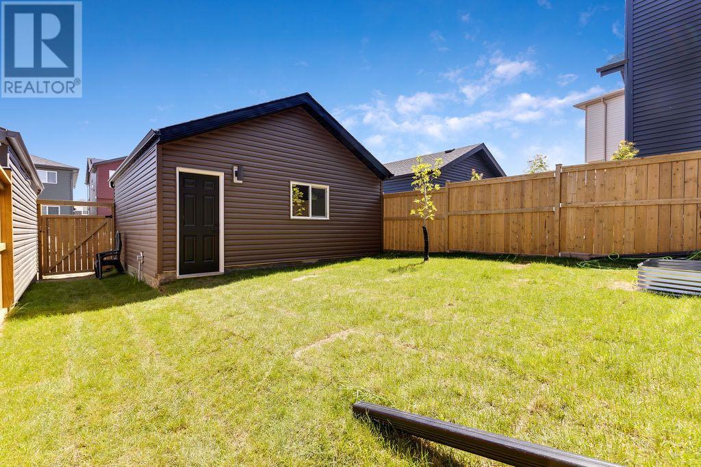 30 Amblehurst Way Nw, Calgary, Alberta  T3P 2A2 - Photo 31 - A2224629